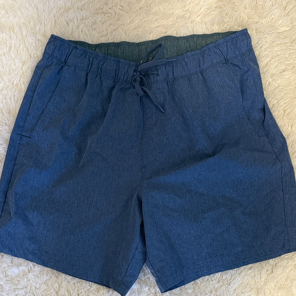Eddie Bauer woven tech Men Shorts